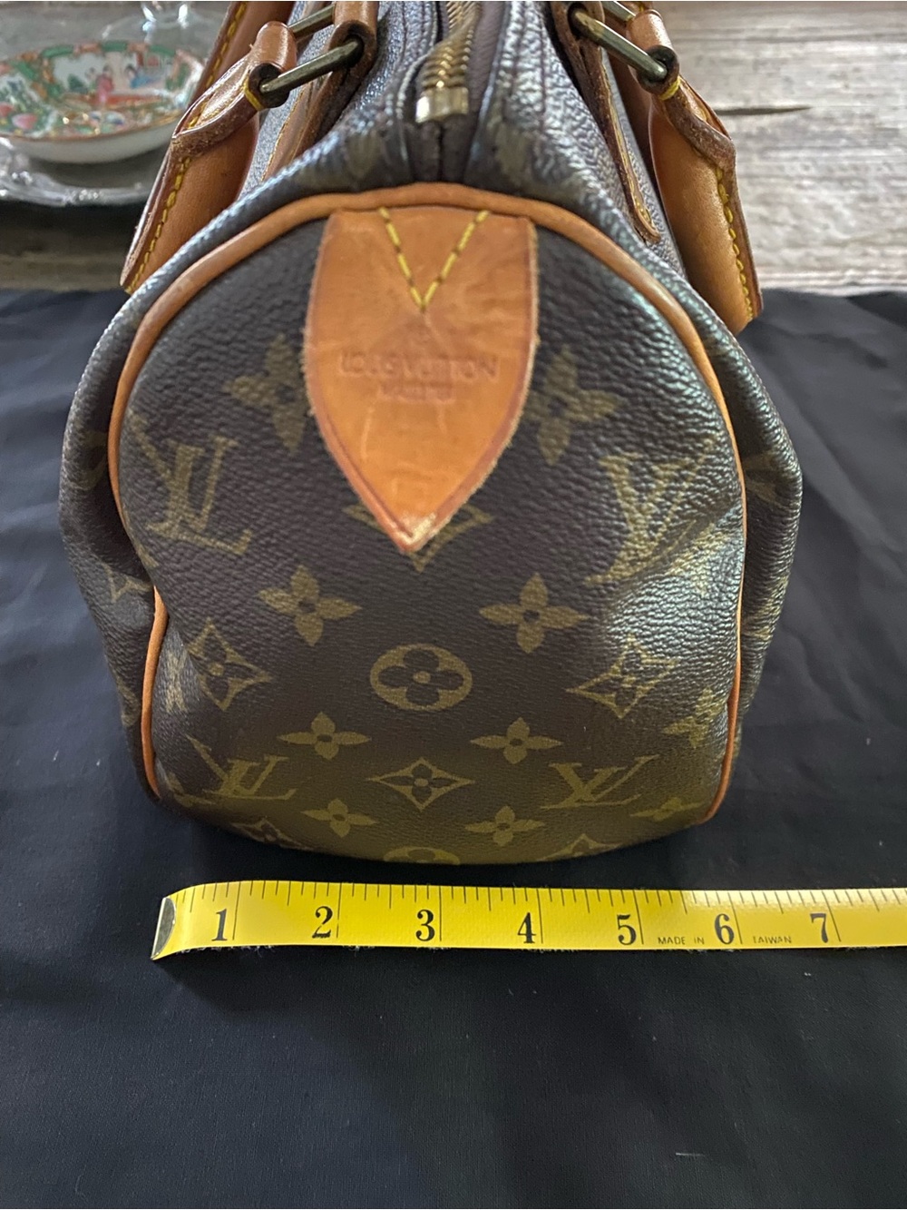 Authentic Vintage Louis Vuitton Monogram Speedy - Picture 13 of 16